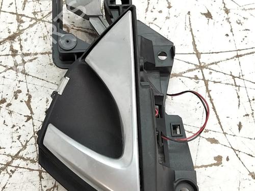 Used Rear right interior door handle Rear right interior door handle 38749653 38749653