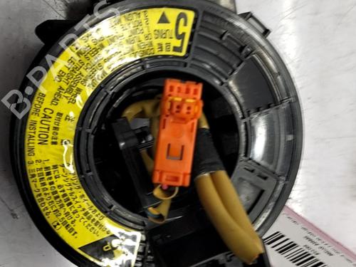 squib-airbag-toyota-corolla-_e12_-2001-2002-2003-2004-2005-2006-2007-2008-32286013 main image