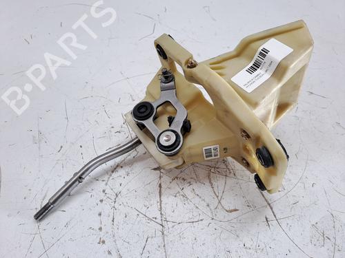 Used Gear lever HYUNDAI TUCSON (JM) 2.0 (141 hp) 23944922