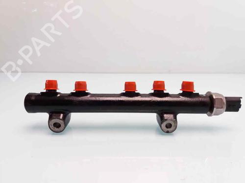 Used Injection rail FORD FOCUS III Turnier 1.6 Ti (105 hp) 23874544