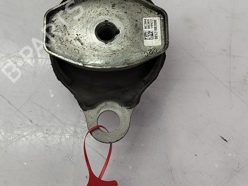 Used Engine mount Engine mount FIAT 500e (332_) Elektro 3+1 (FA1) (118 hp) 36540188 36540188