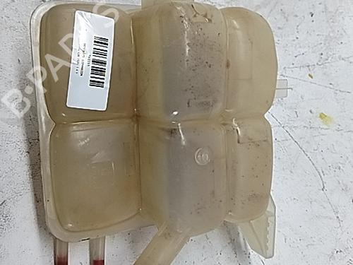 Used Expansion tank VOLVO C30 (533) 2.0 D (136 hp) 29500197