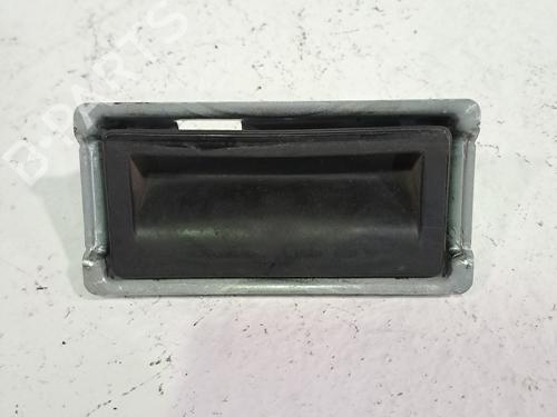 Trunk håndtak VW PASSAT B6 (3C2) 2.0 TDI 16V (140 hp) 25999022
