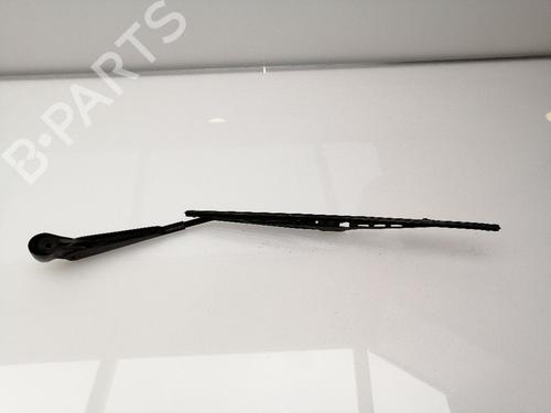 Used Rear windshield wiper arm Rear windshield wiper arm 38303458 38303458