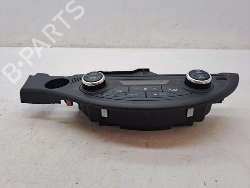 Climate control TOYOTA YARIS (_P13_) 1.5 Hybrid (NHP130_, NHP130) | BP23358377I5 