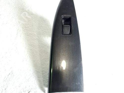 Interrupteur de vitre avant droite MAZDA 6 Saloon (GG) 1.8 (120 hp) 30920766