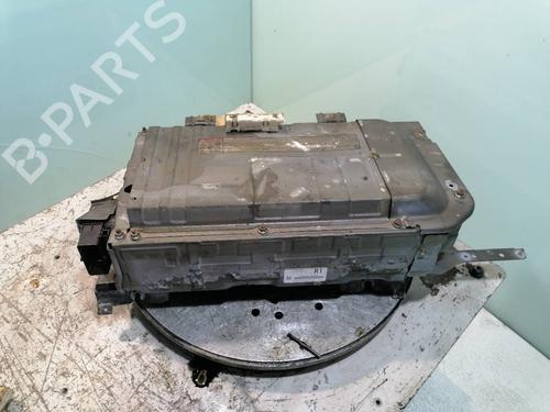 Used Battery TOYOTA YARIS (_P13_) 1.5 Hybrid (NHP130_, NHP130) (101 hp) 23940818