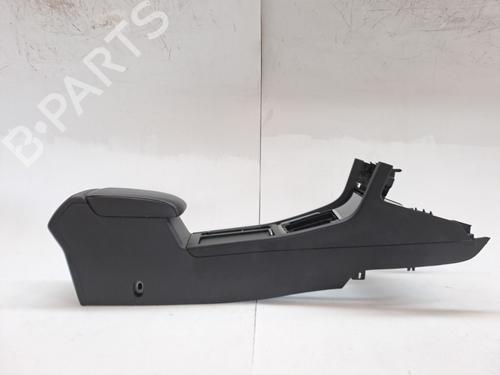 Used Armrest / Center console VW GOLF VII (5G1, BQ1, BE1, BE2) 2.0 TDI 4motion (150 hp) 23978026