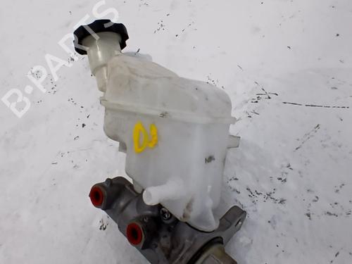 brake-master-cylinder-kia-carens-iv-2013-40545911 main image