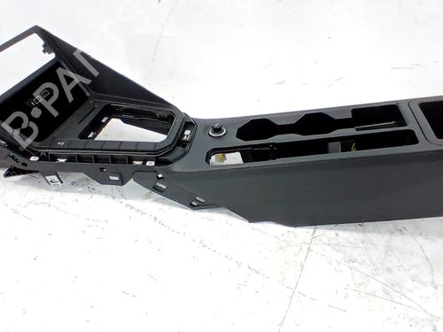 Midtkonsoll VW POLO VI (AW1, BZ1, AE1) 1.0 TSI (95 hp) 31609726