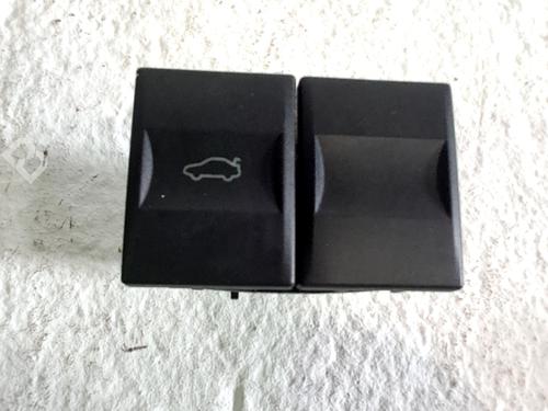 switch-ford-mondeo-iii-b5y-2000-2001-2002-2003-2004-2005-2006-2007-32257511 main image