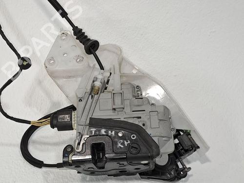 Højre bagtil lås VW PASSAT B7 (362) 2.0 TDI (140 hp) 23974441