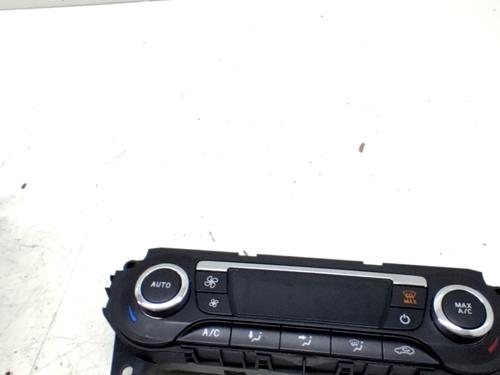 Used Climate control FORD FOCUS III 1.0 EcoBoost (125 hp) 31165865