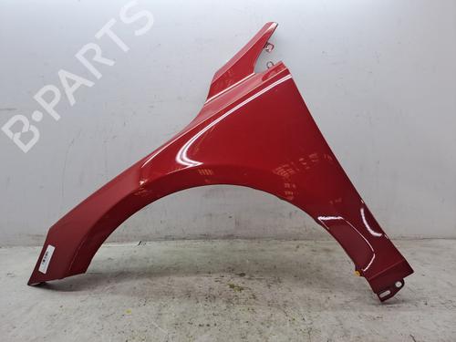 Used Left front fenders VOLVO V40 Hatchback (525) D2 (114 hp) 23366323
