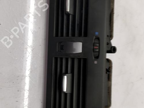 Used Air vent BMW X3 (E83) 2.0 sd (177 hp) 30921438