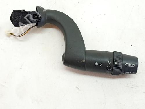 Commande de phare LANCIA YPSILON (843_) 1.3 JTD (843.AXD11, 843.AXD1A) (70 hp) 31086520