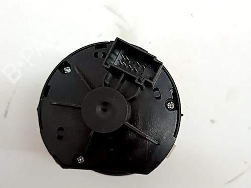 Forlygtekontakt AUDI A6 C6 (4F2) 2.0 TDI | BP30337404I24