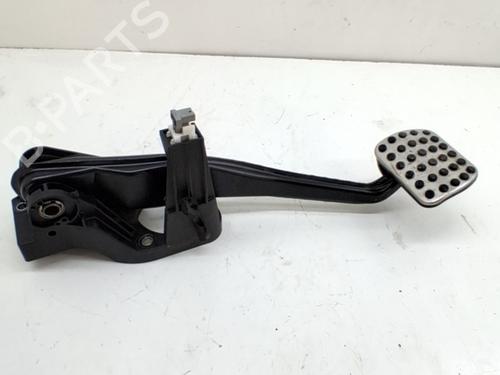 Used Break pedal Break pedal 38417724 38417724
