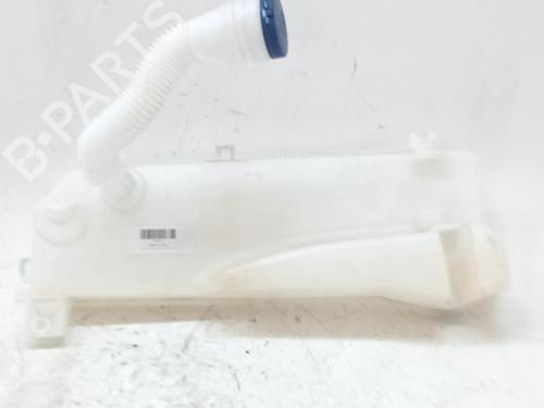 Used Windscreen washer tank Windscreen washer tank CITROËN JUMPY III Van (V_) 2.0 BlueHDi 145 4x4 (144 hp) 35721697 35721697