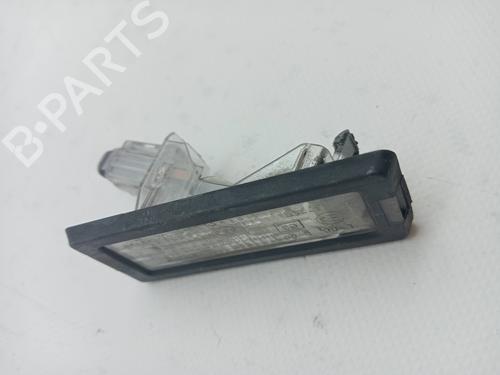 Używane Lampa oświetlenia tablicy rejestracyjnej DACIA LODGY (JS_) 1.6 LPG (JSAV) (102 hp) 23352481