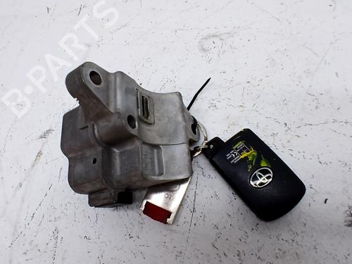 ignition-barrel-toyota-rav-4-iv-_a4_-2012-2013-2014-2015-2016-2017-2018-2019-39136933 main image