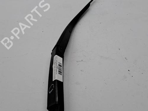 Used Front windshield wiper arm HONDA ACCORD VIII Estate (CW) 2.2 i-DTEC (CW3) (150 hp) 27672851