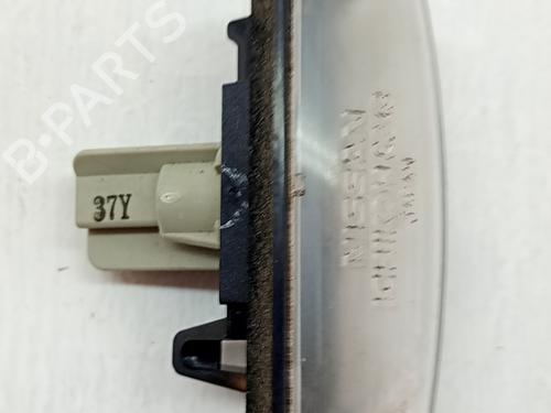 eclairage-de-plaque-dimmatriculation-nissan-note-e12-2012-32106850 main image