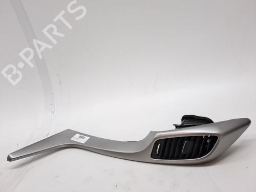 Used Air vent HYUNDAI i30 (GD) 1.6 CRDi (110 hp) 25457400