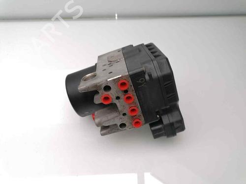 Bremsaggregat ABS für LEXUS IS II (_E2_) 220d (ALE20) (177 hp) 23384102