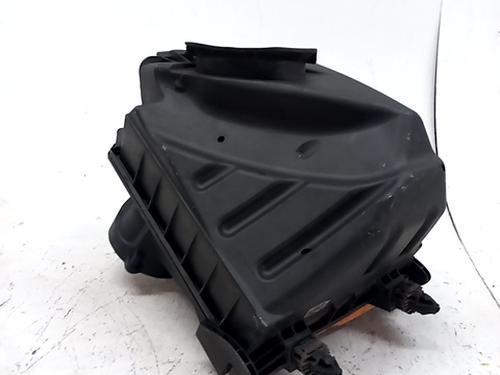 Used Air filter box AUDI A4 B7 (8EC) 2.7 TDI (180 hp) 29500099