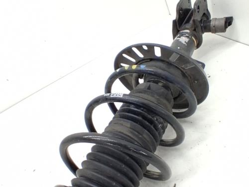 Used Left front shock absorber Left front shock absorber DS DS 7 Crossback (J4_, JR_, JC_) 1.6 PureTech 180 (J45GFR) (180 hp) 36321275 36321275