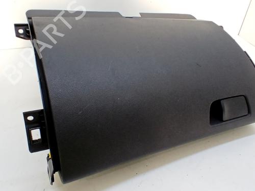 Hanskerom RENAULT MEGANE IV Saloon 1.3 TCe 140 (LVNB) (140 hp) 31609691