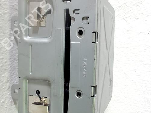 Used Radio Radio OPEL ZAFIRA TOURER C (P12) 1.6 CDTI (75) (136 hp) 33765496 33765496