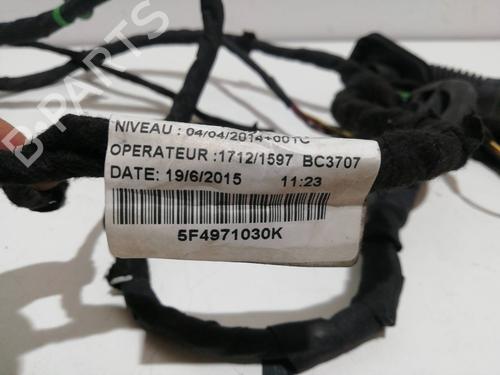 Used Fuse box SEAT LEON (5F1) 1.4 TSI (150 hp) 25593555