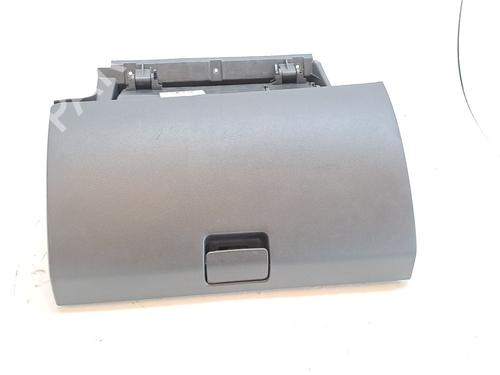 Used Glove box CHEVROLET CAPTIVA (C100, C140) 2.0 D 4WD (150 hp) 28958657