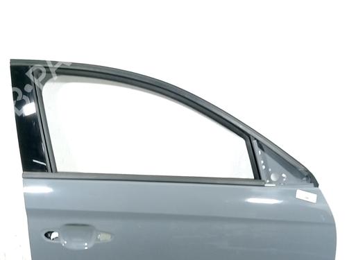 Used Right front door OPEL CORSA F (P2JO) 1.2 Turbo Hybrid (68) (136 hp) 32042170