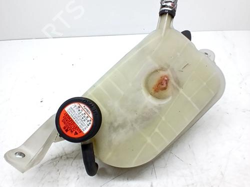 Used Expansion tank TOYOTA AURIS (_E18_) 1.4 D-4D (NDE180_, NDE180R) (90 hp) 29991738