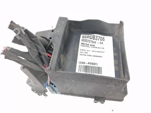 Fuse box RENAULT LAGUNA III Grandtour (KT0/1) 2.0 dCi (KT01, KT08, KT09, KT0K, KT12, KT1D, KT1W) | BP29302970E1