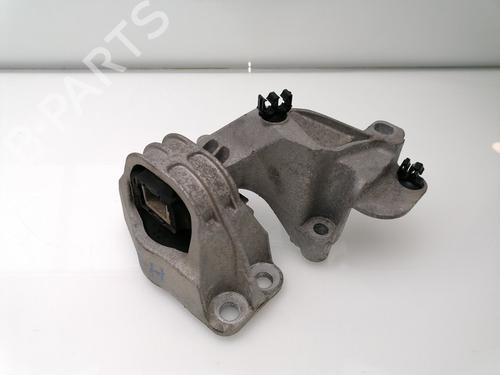 Used Engine mount DACIA DUSTER (HS_) 1.6 16V (105 hp) 23405398