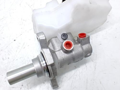 Used Brake master cylinder Brake master cylinder DACIA SANDERO III 1.0 TCe 90 (91 hp) 33815532 33815532