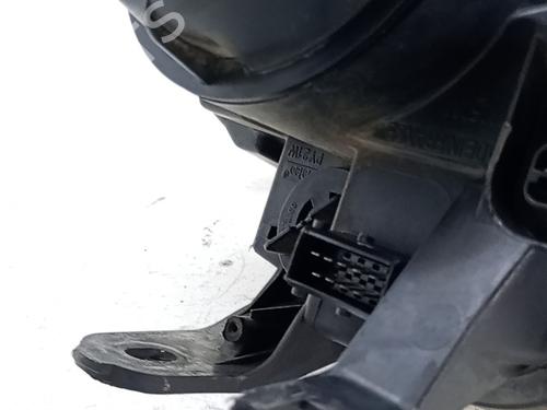 Left headlight CITROËN C8 (EA_, EB_) 2.0 HDi 135 | BP37288531C28 - Image 3
