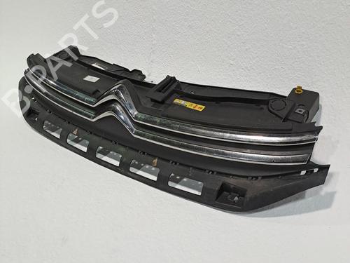 Used Grille CITROËN C3 III (SX) 1.6 BlueHDi 75 (75 hp) 25249127