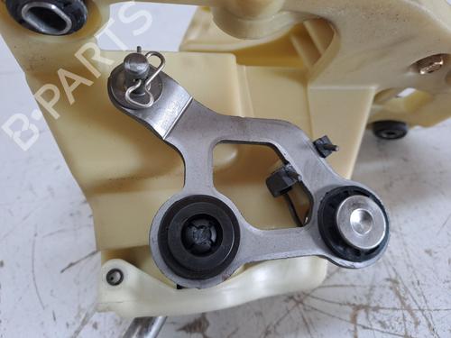 Gear lever HYUNDAI TUCSON (JM) 2.0 | BP23944922M90 