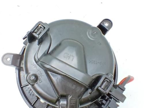 Heater blower motor VW POLO VI (AW1, BZ1, AE1) 1.0 TSI | BP32257757M62