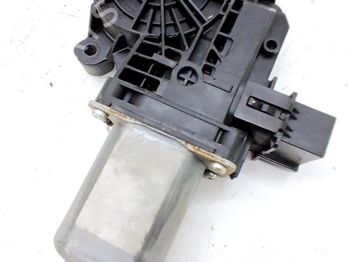 Right front window motor VW AMAROK (2HA, 2HB, S1B, S6B, S7A, S7B, AGD) 2.0 BiTDI | BP33771561E20 - Image 2