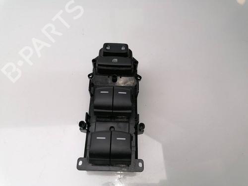 Used Left front window switch HONDA CIVIC X Hatchback (FC_, FK_) 1.5 VTEC (FK7) (182 hp) 23939589