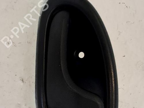 Used Front right interior door handle Front right interior door handle OPEL VIVARO A Van (X83) 1.9 DTI (F7) (101 hp) 33772313 33772313