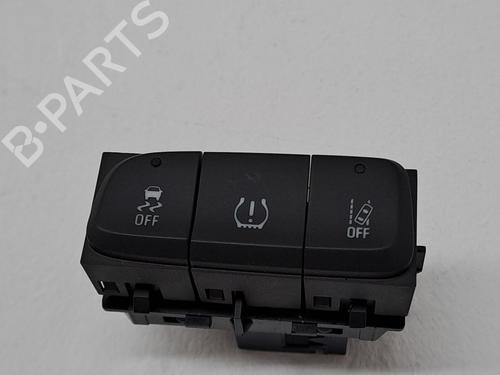 Used Switch OPEL CROSSLAND X / CROSSLAND (P17, P2QO) 1.2 (75) (131 hp) 25998722