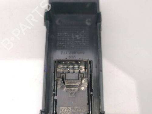 Right rear window switch SKODA FABIA III (NJ3) 1.0 TSI | BP23940050I28 