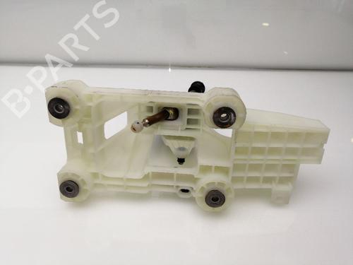 Used Gear lever MITSUBISHI ASX (GA_W_) 1.6 DI-D (114 hp) 23404703